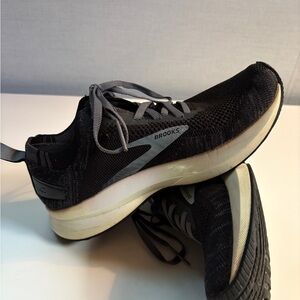 Brooks Black and White Athletic Shoes with Cushioned Sole